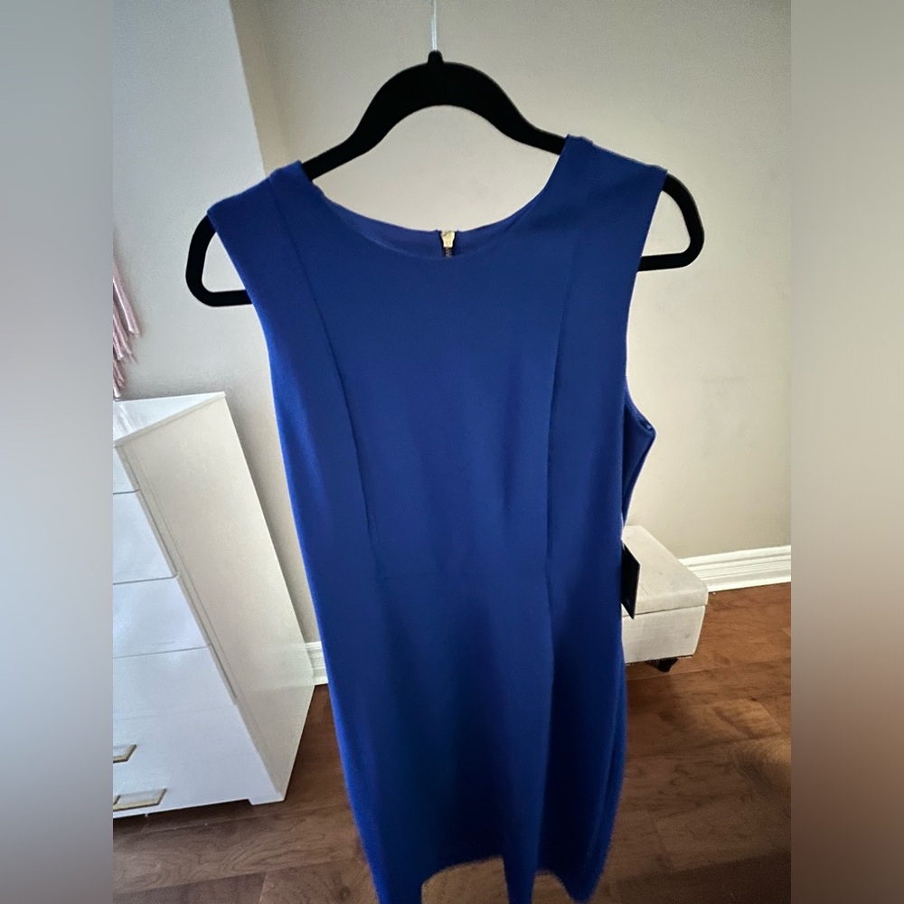 Elegant Blue Sleeveless Dress